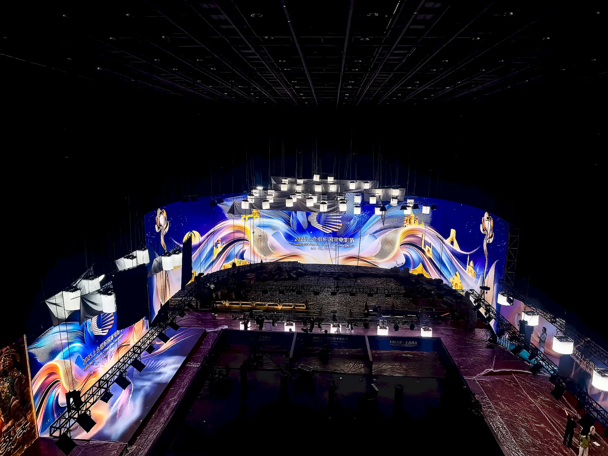 AOTO、重慶のDAWAスタジオフェーズIIに3,000平方メートルのバーチャルプロダクションスタジオを納入中国西部における工業化された映画制作の新たな基準を確立